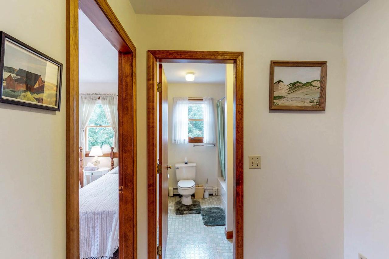 Sandpiper'S Saltbox Dennis Exterior photo